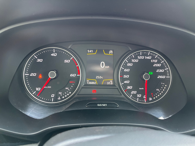 Seat Leon 1.6 TDi 110к.с. FULL LED EURO 6, снимка 7 - Автомобили и джипове - 45877986