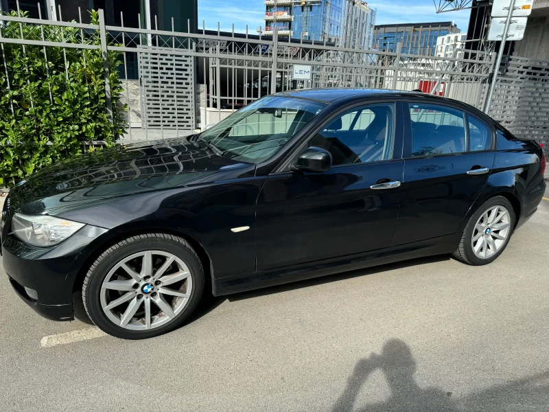 BMW 318 LCI , снимка 4 - Автомобили и джипове - 47359385