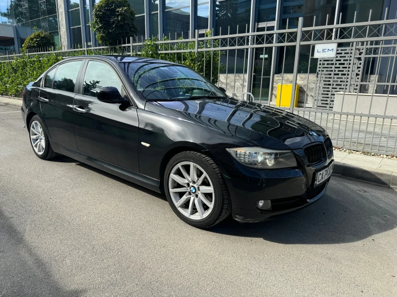 BMW 318 LCI , снимка 2 - Автомобили и джипове - 47359385