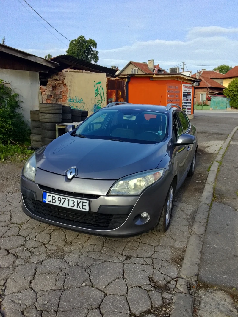 Renault Megane 1.4Тсе, снимка 1 - Автомобили и джипове - 47437711