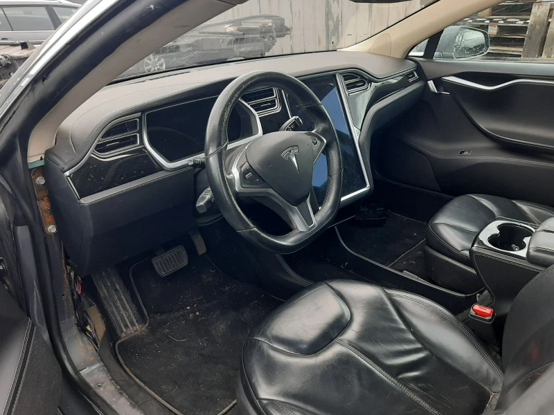 Tesla Model S, снимка 10 - Автомобили и джипове - 48055205