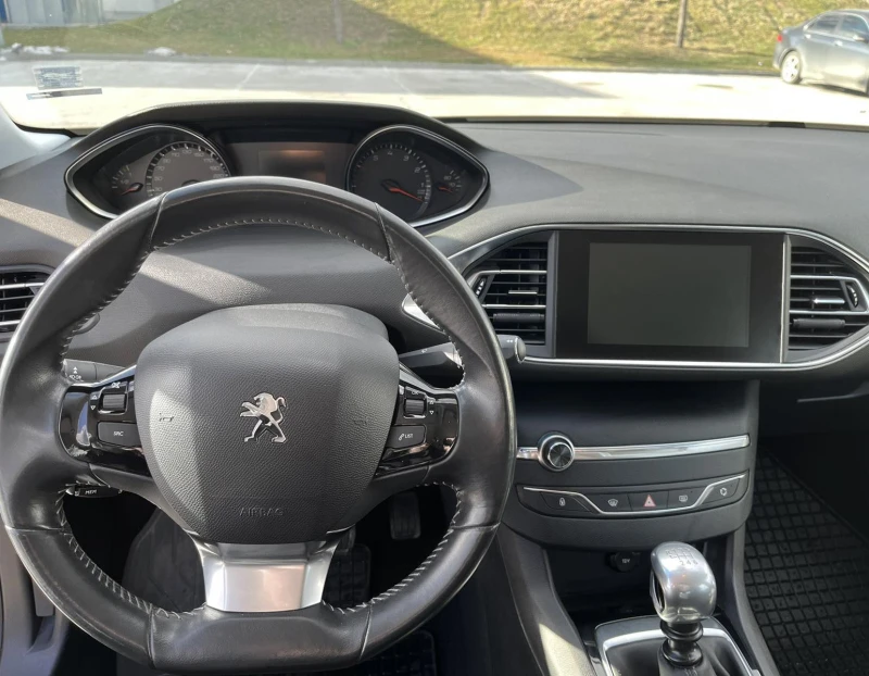 Peugeot 308 1.6 THP, снимка 7 - Автомобили и джипове - 48132961