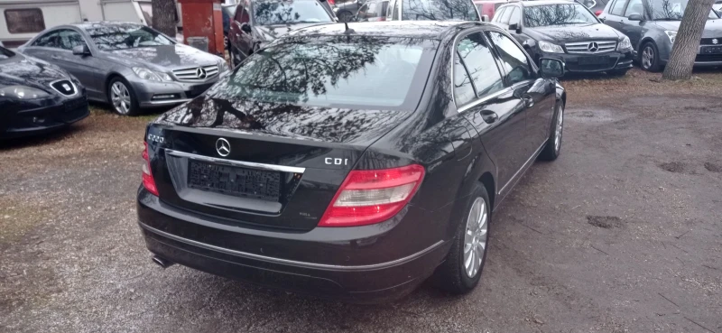 Mercedes-Benz C 220 CDI-ELEGANCE, снимка 4 - Автомобили и джипове - 48212566