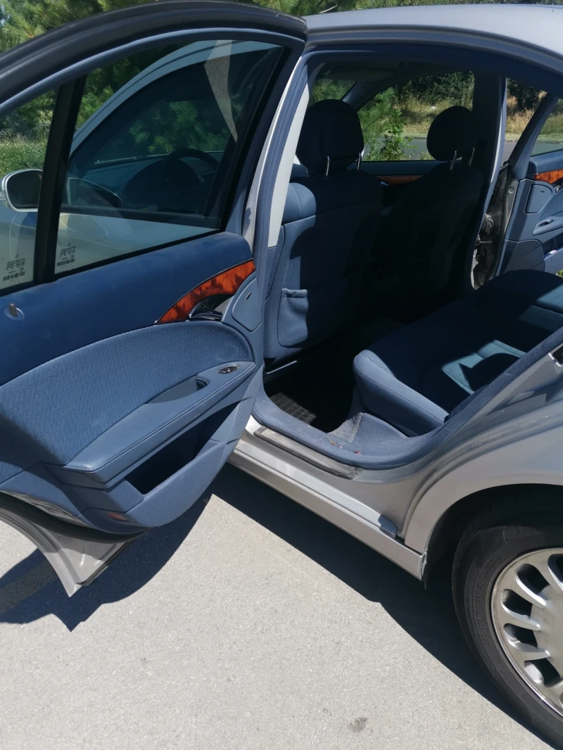 Mercedes-Benz E 320, снимка 5 - Автомобили и джипове - 51096611