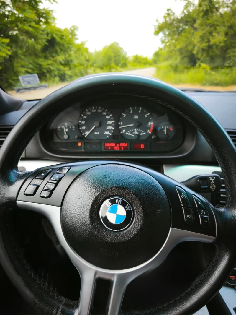 BMW 320, снимка 9 - Автомобили и джипове - 52632964