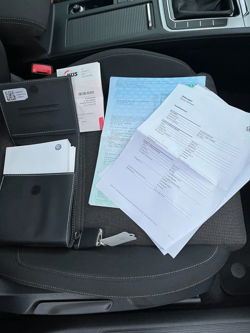 VW Passat  2.0 TDI DSG-автоматик TUV, зимни и летни, снимка 17 - Автомобили и джипове - 53055278
