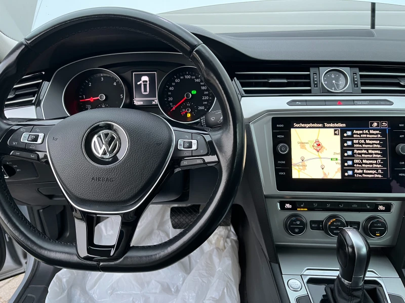 VW Passat  2.0 TDI DSG-автоматик TUV, зимни и летни, снимка 8 - Автомобили и джипове - 53055278
