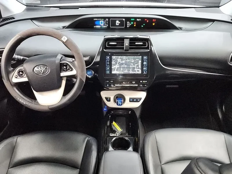 Toyota Prius PRIME 1.8, снимка 7 - Автомобили и джипове - 54923354