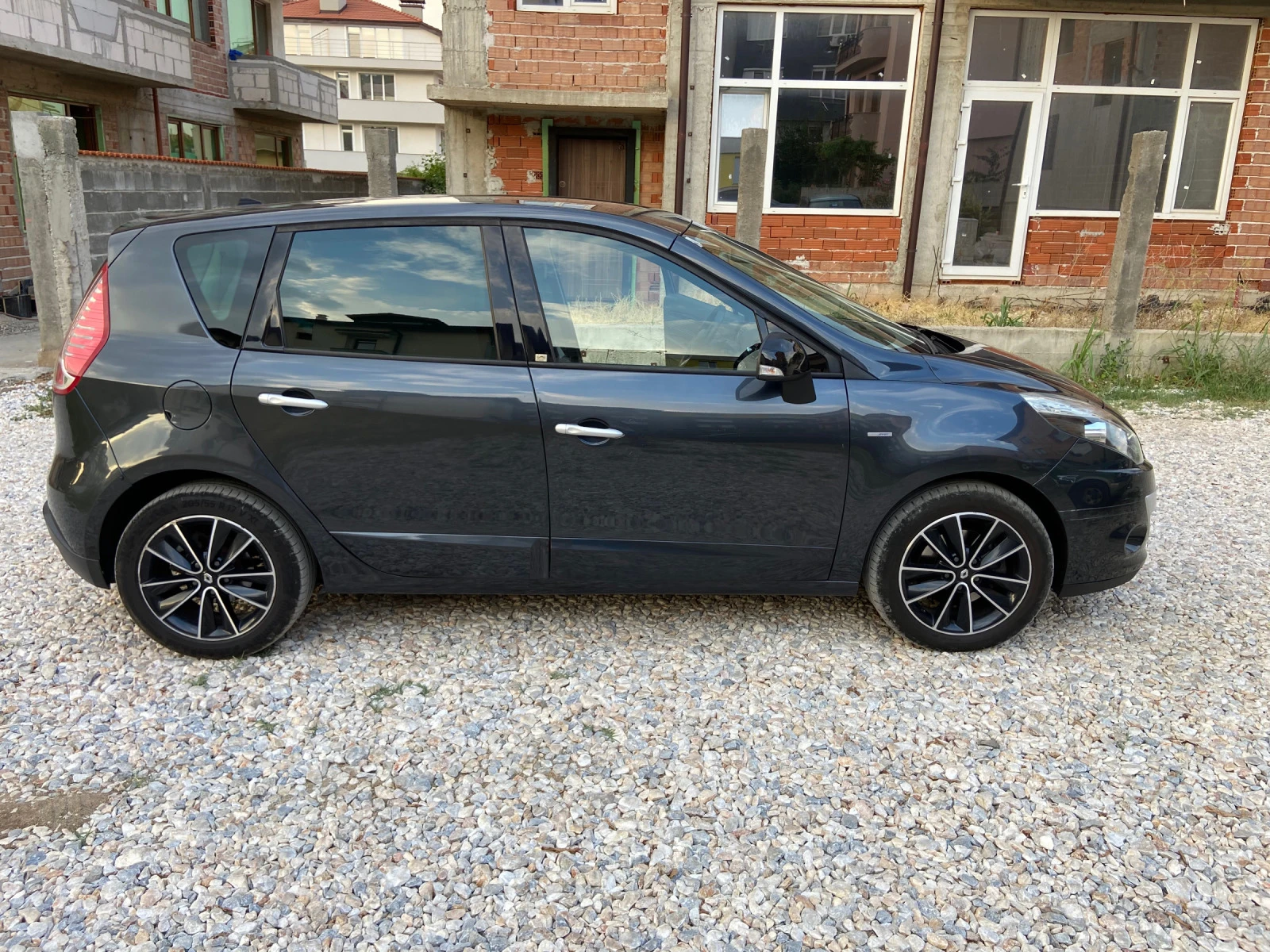 Renault Scenic BOSE - изображение 6