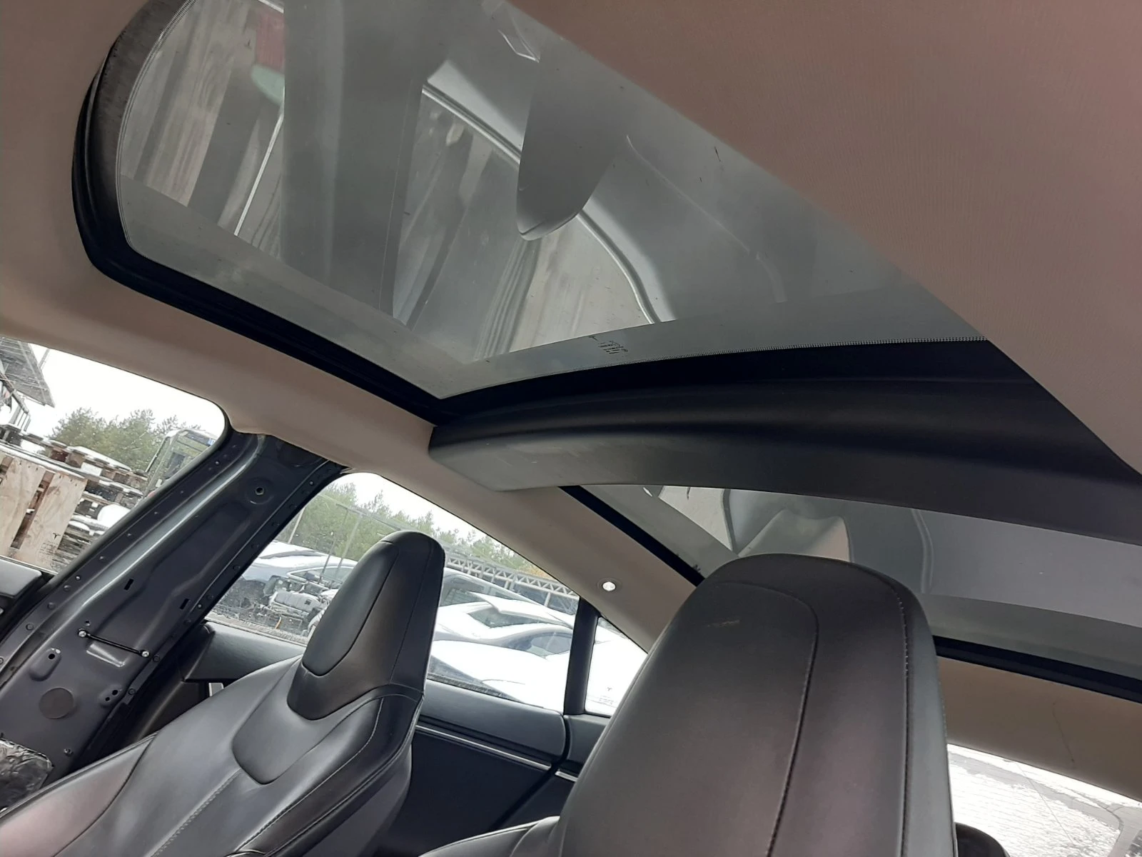 Tesla Model S | Mobile.bg   13