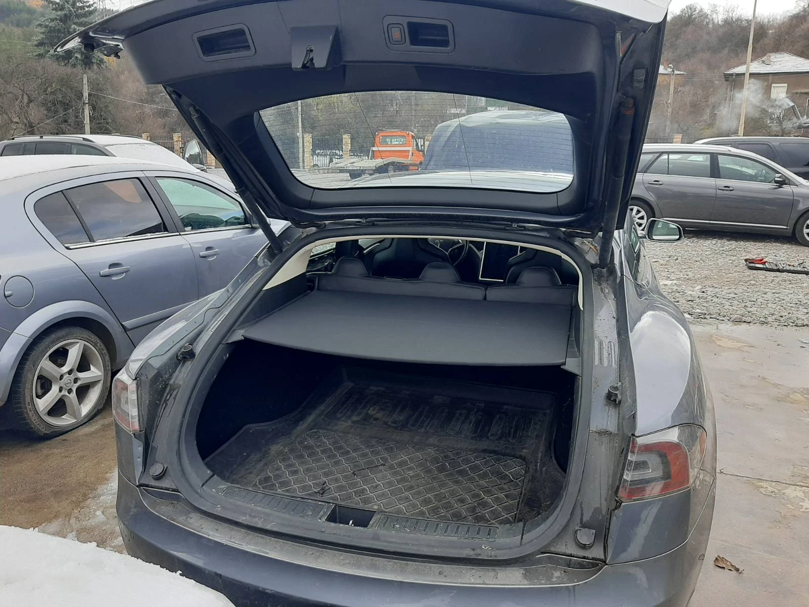 Tesla Model S | Mobile.bg   15