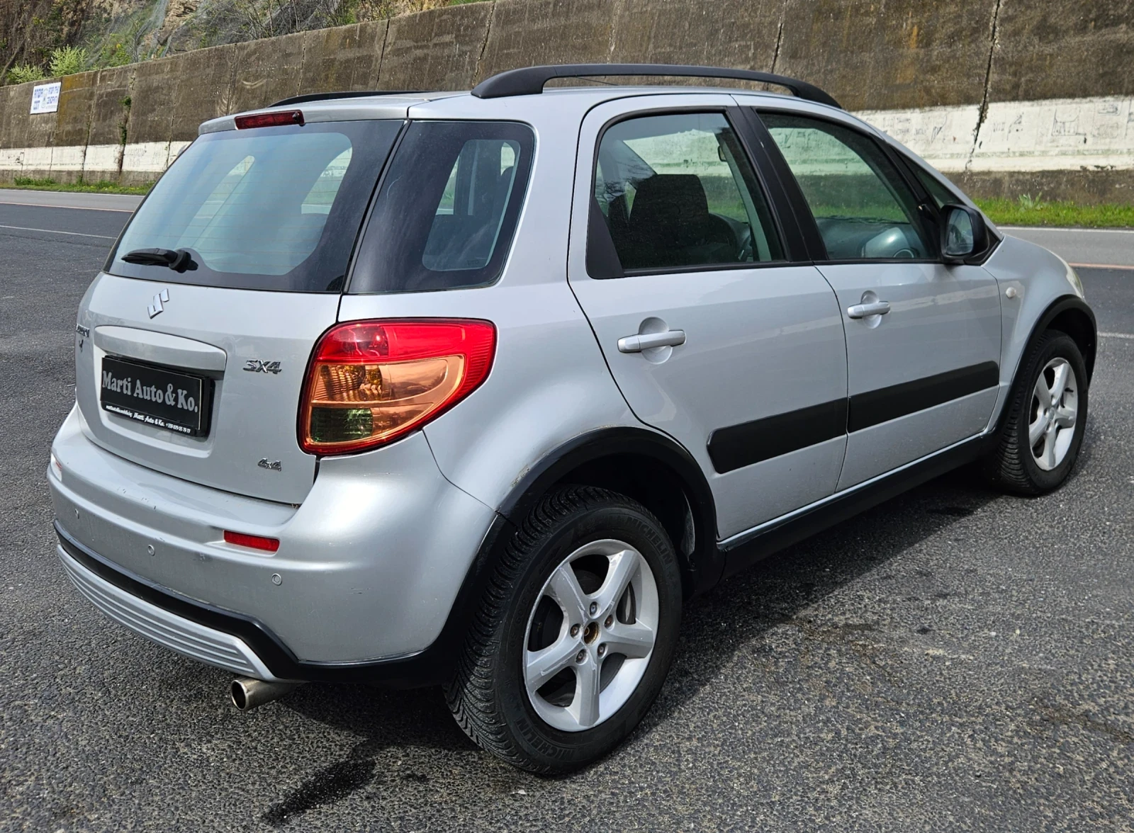 Suzuki SX4 1.6 i 4x4 - изображение 6