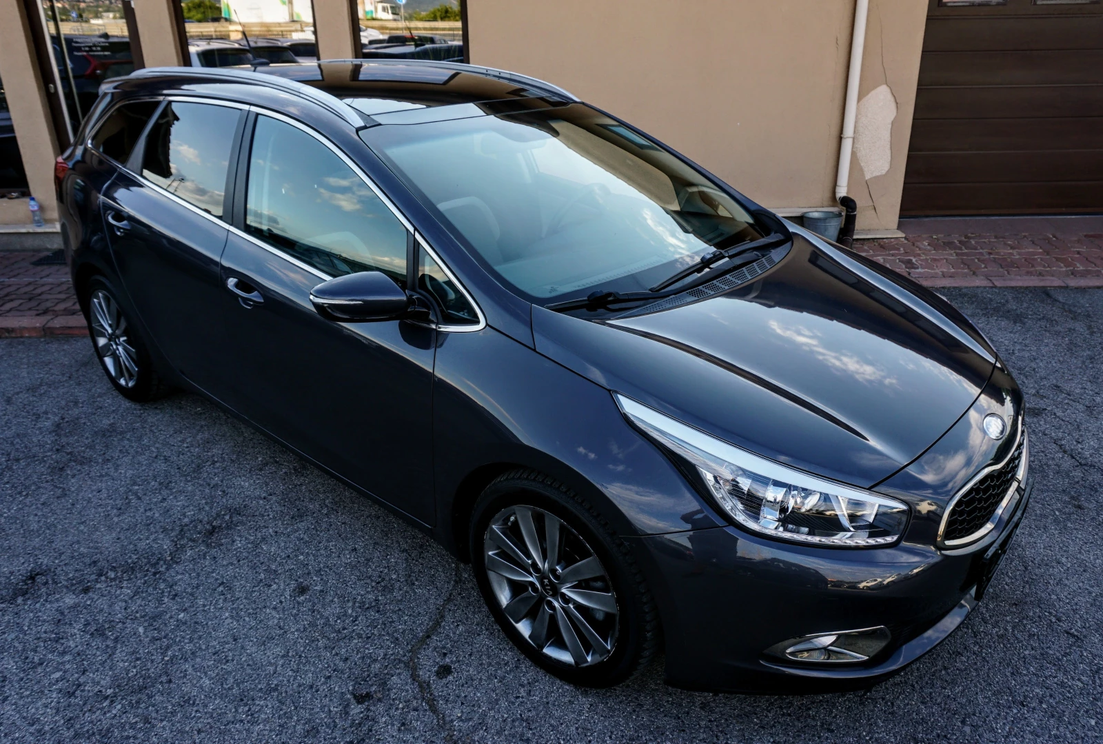 Kia Ceed 1.6CRDI CLASS - изображение 2