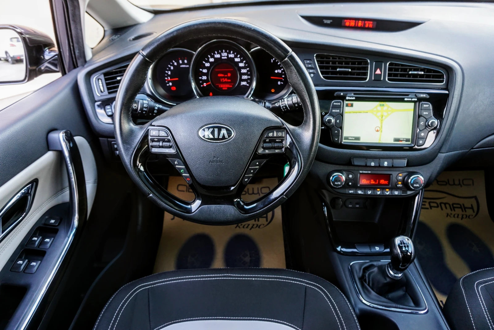 Kia Ceed 1.6CRDI CLASS - изображение 10