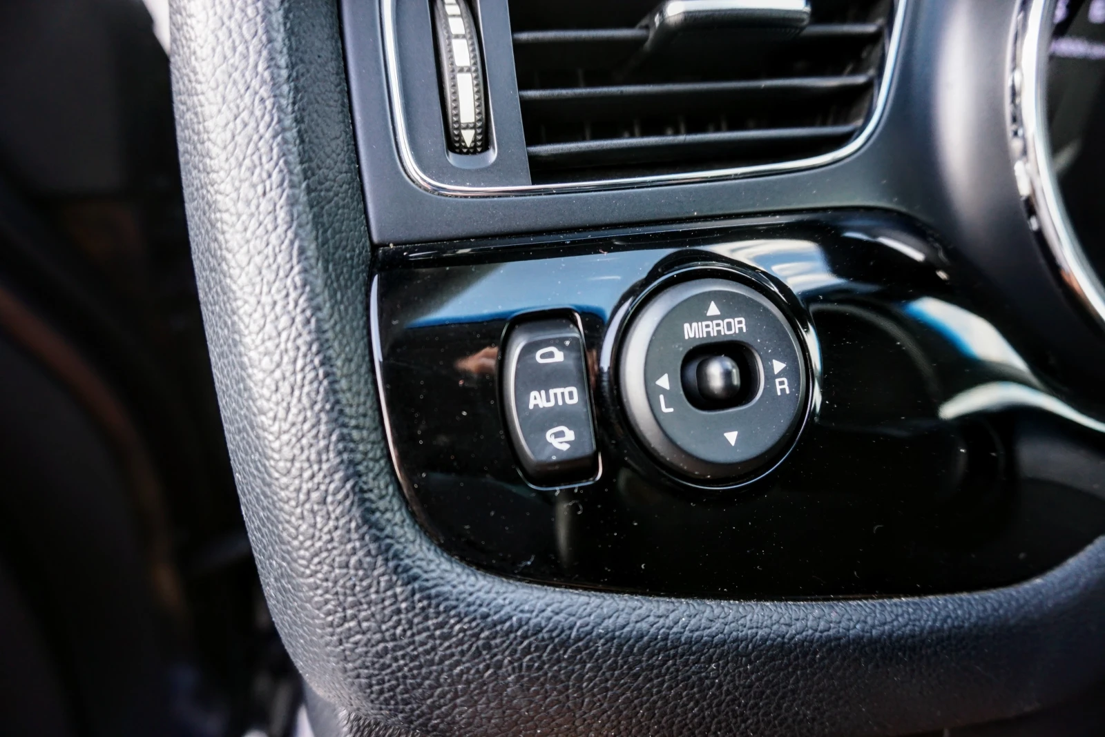 Kia Ceed 1.6CRDI CLASS - изображение 9