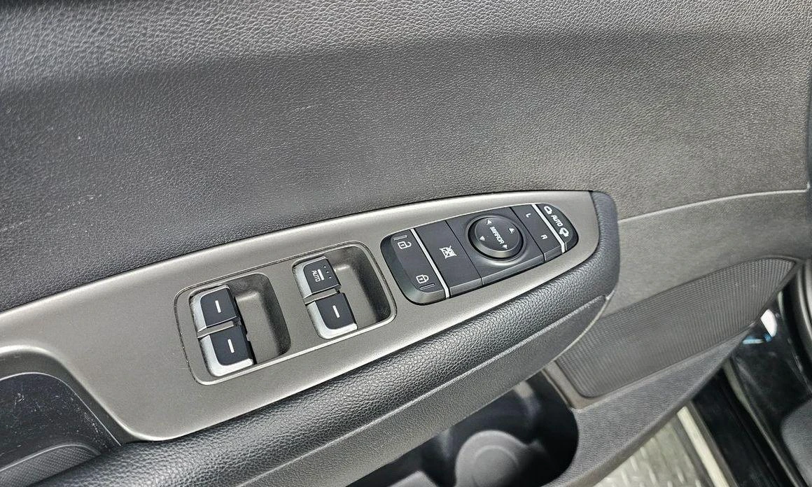 Kia K5 | Mobile.bg   12