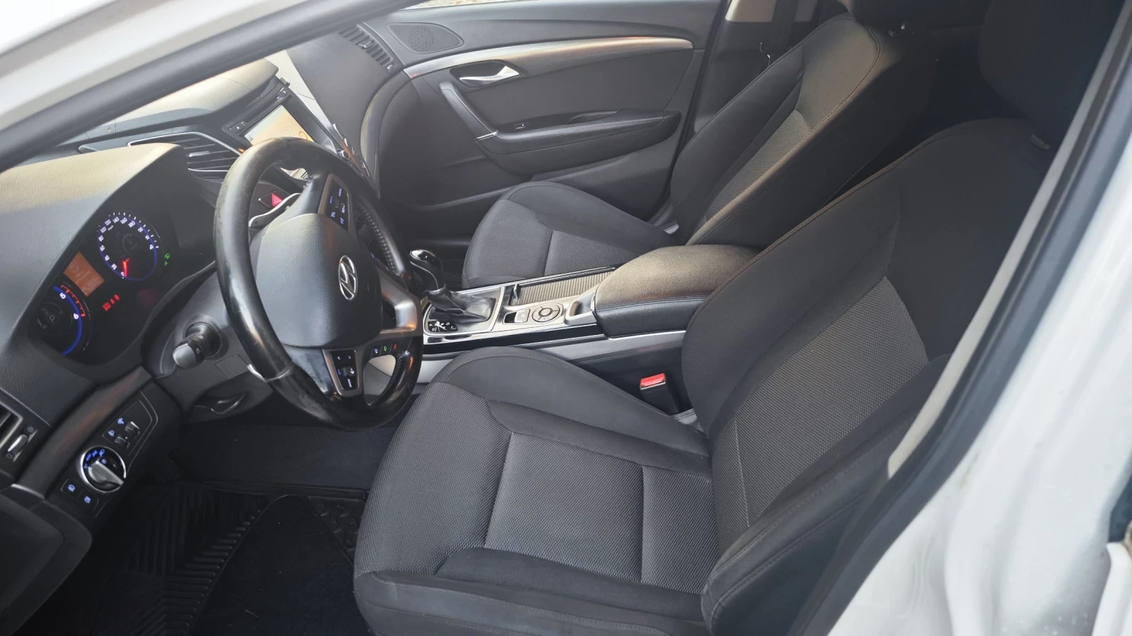 Hyundai I40 1.7 CRDI 136��. ������� 6 ��.  | Mobile.bg � ����������� 14