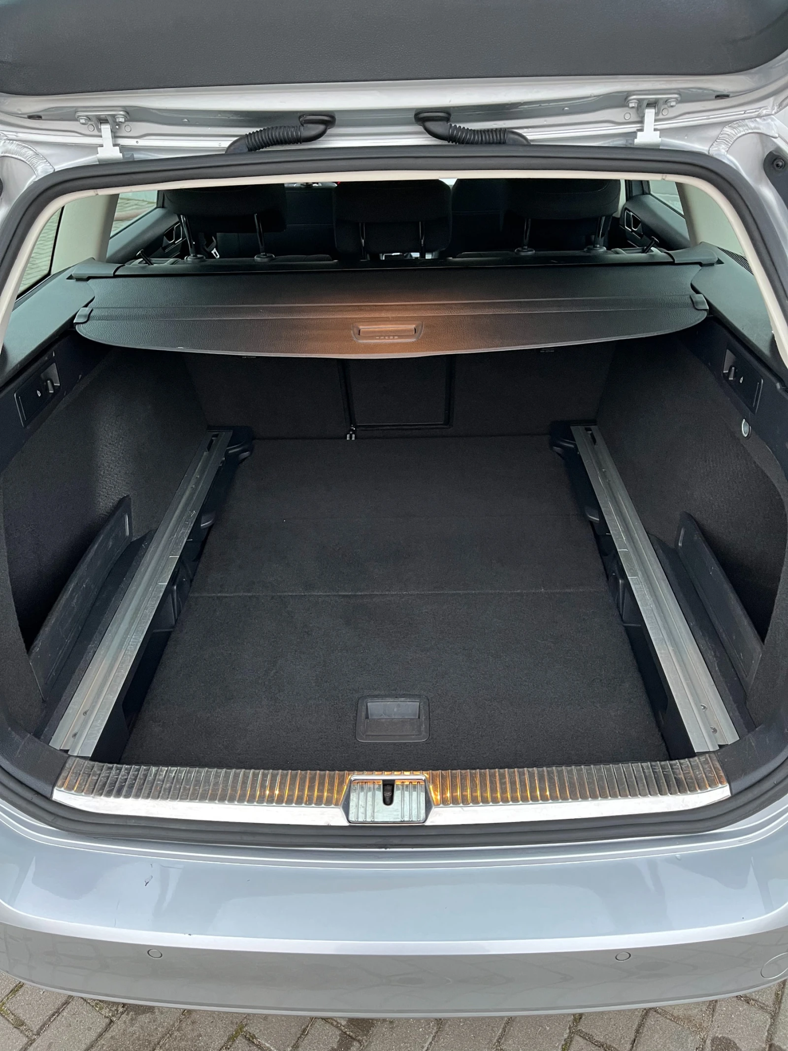 VW Passat  2.0 TDI DSG-��������� TUV, ����� � ����� | Mobile.bg � ����������� 15