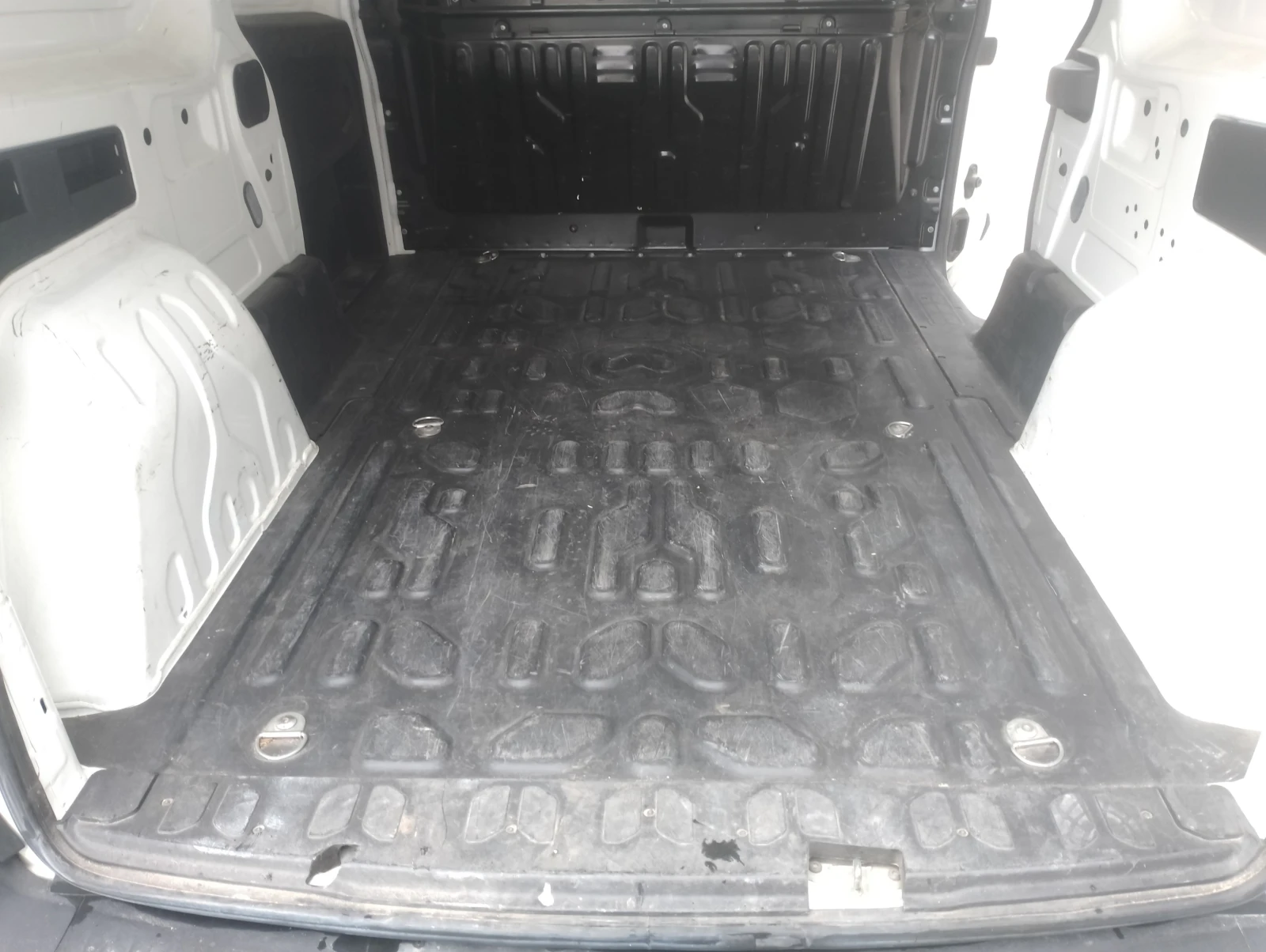 Fiat Doblo MAXI 90 Multijet, снимка 8 - Автомобили и джипове - 54608021