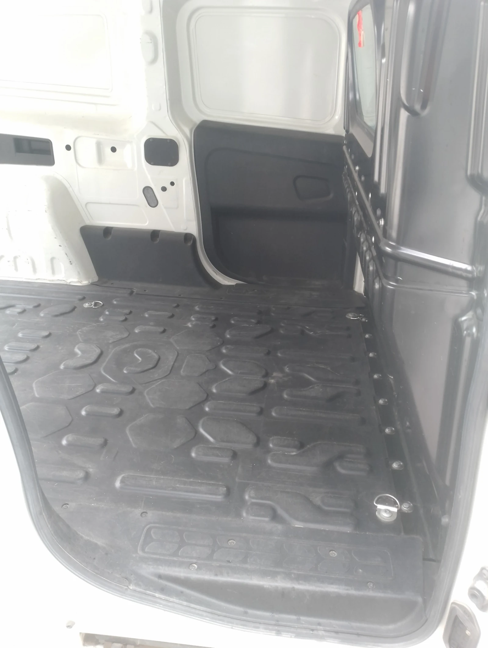 Fiat Doblo MAXI 90 Multijet, снимка 6 - Автомобили и джипове - 54608021