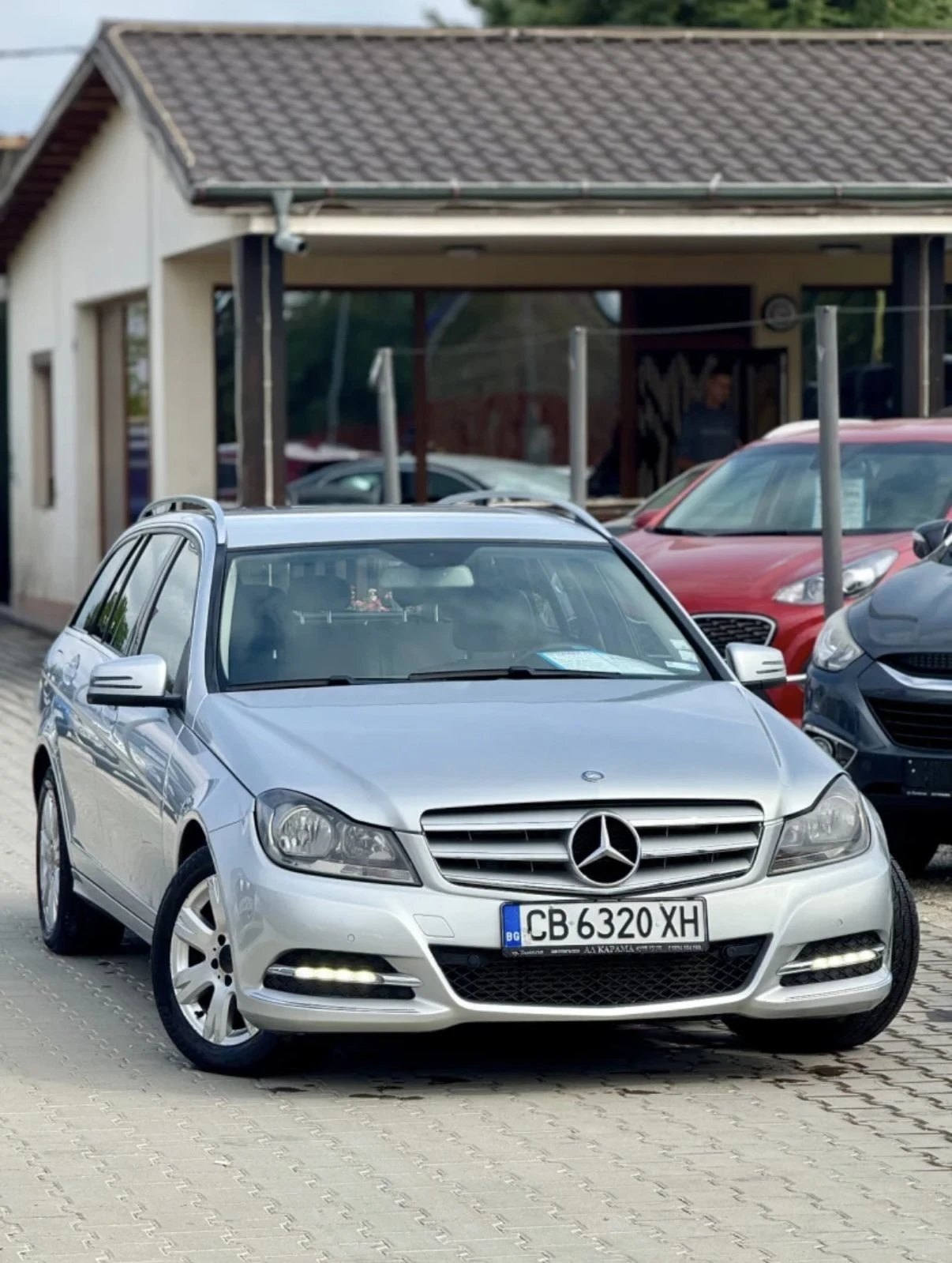 Mercedes-Benz C 250 Топ, снимка 3 - Автомобили и джипове - 54515463