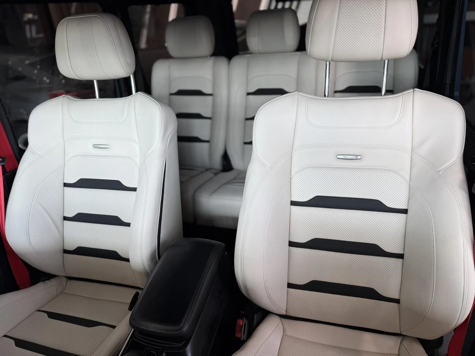 Mercedes-Benz G 63 AMG, снимка 9 - Автомобили и джипове - 54693257