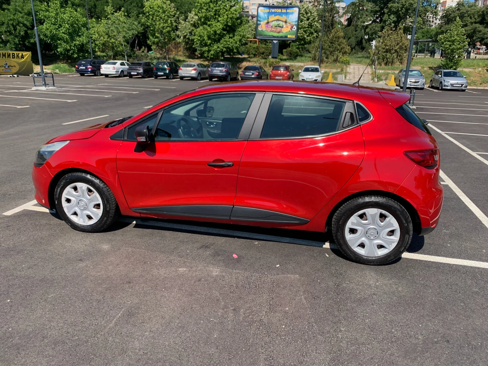 Renault Clio, снимка 8 - Автомобили и джипове - 55015920
