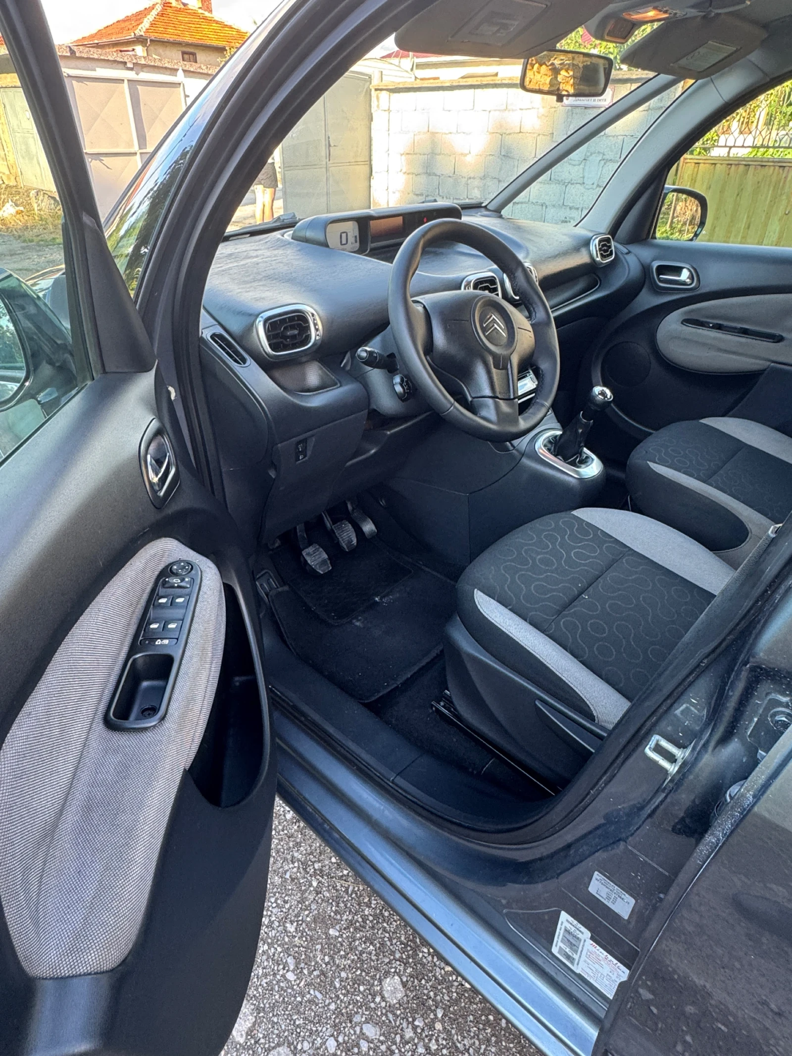 Citroen C3 Picasso 1.6hdi 90hp, снимка 10 - Автомобили и джипове - 55038444
