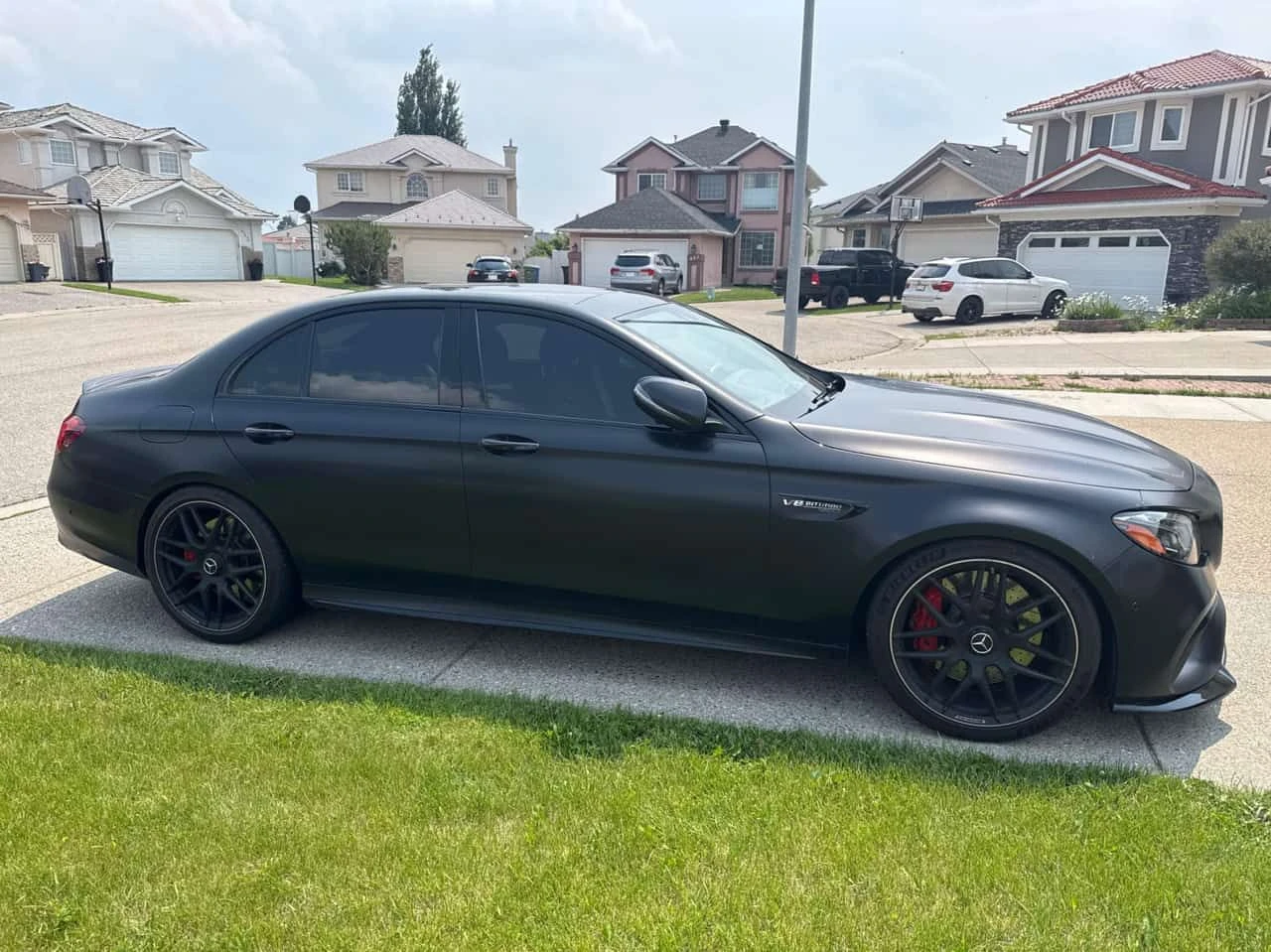 Mercedes-Benz E 63 AMG /360/DIS/BURMESTER/CARFAX, снимка 3 - Автомобили и джипове - 55129684