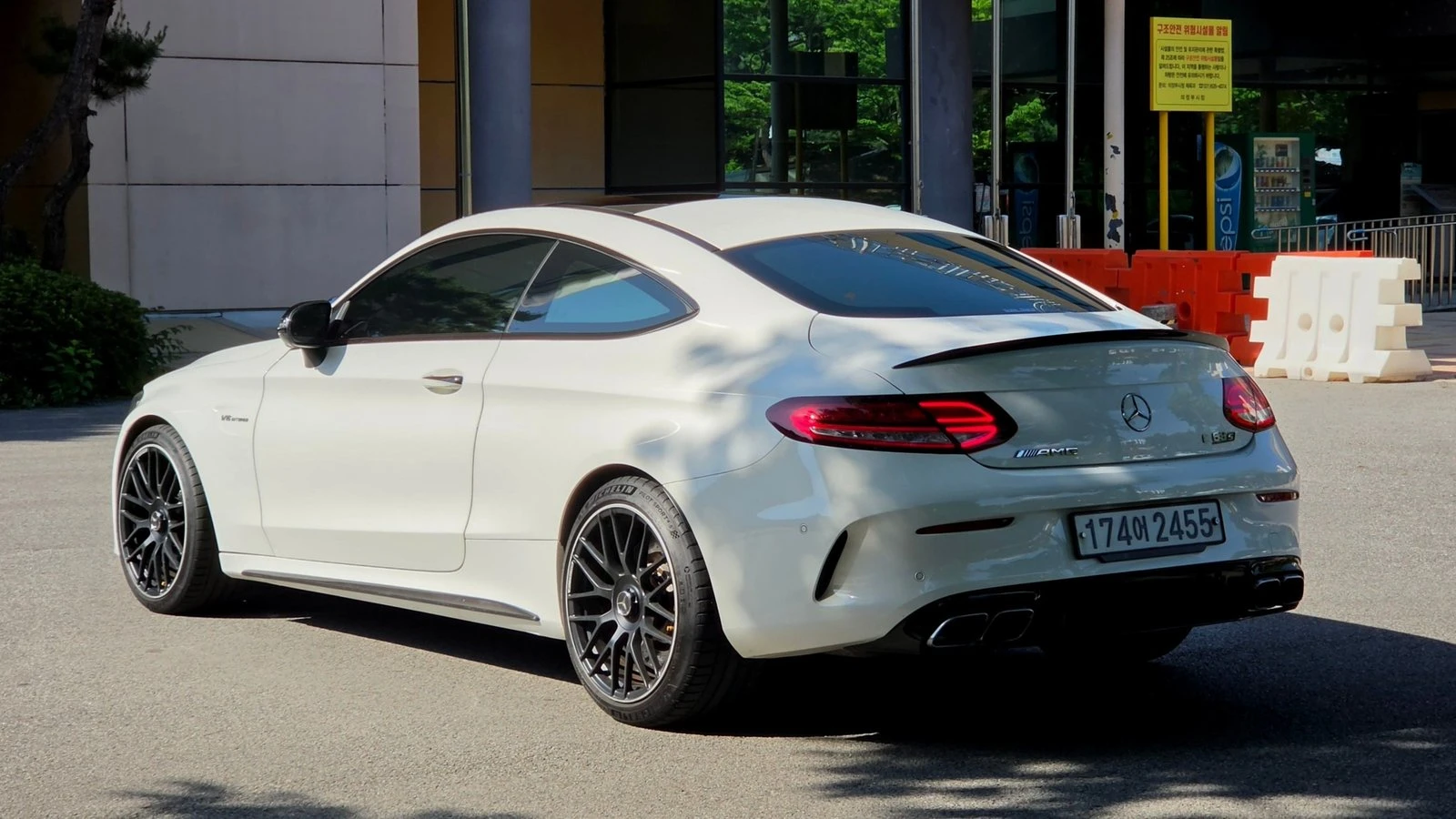 Mercedes-Benz C 63 AMG КРАЙНА ЦЕНА, снимка 5 - Автомобили и джипове - 55225166