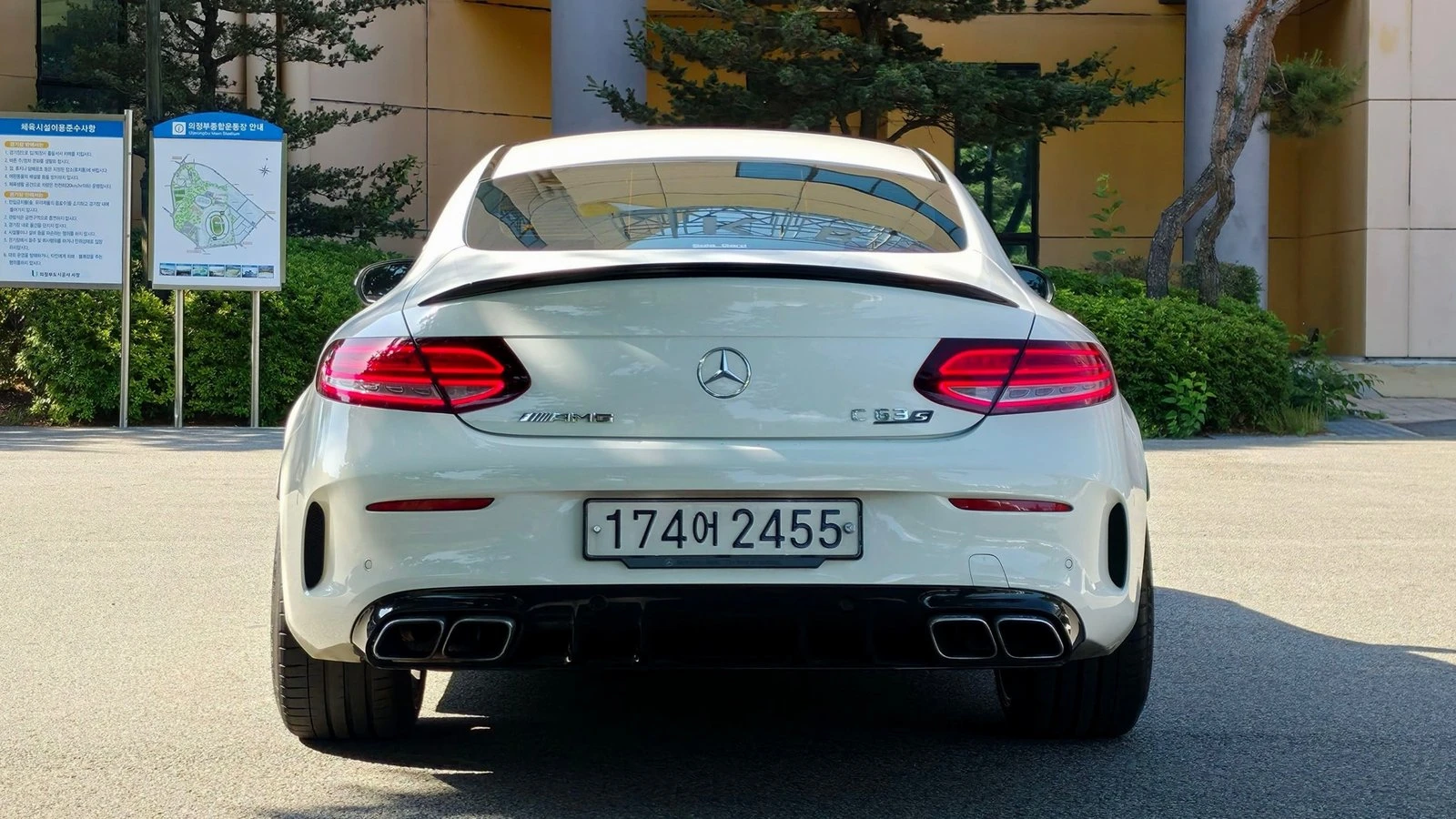 Mercedes-Benz C 63 AMG КРАЙНА ЦЕНА, снимка 6 - Автомобили и джипове - 55225166