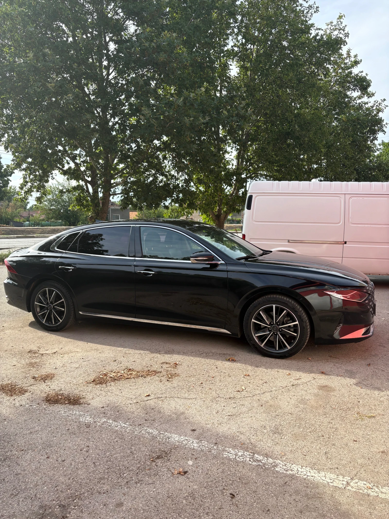 Hyundai Grandeur, снимка 6 - Автомобили и джипове - 55464570