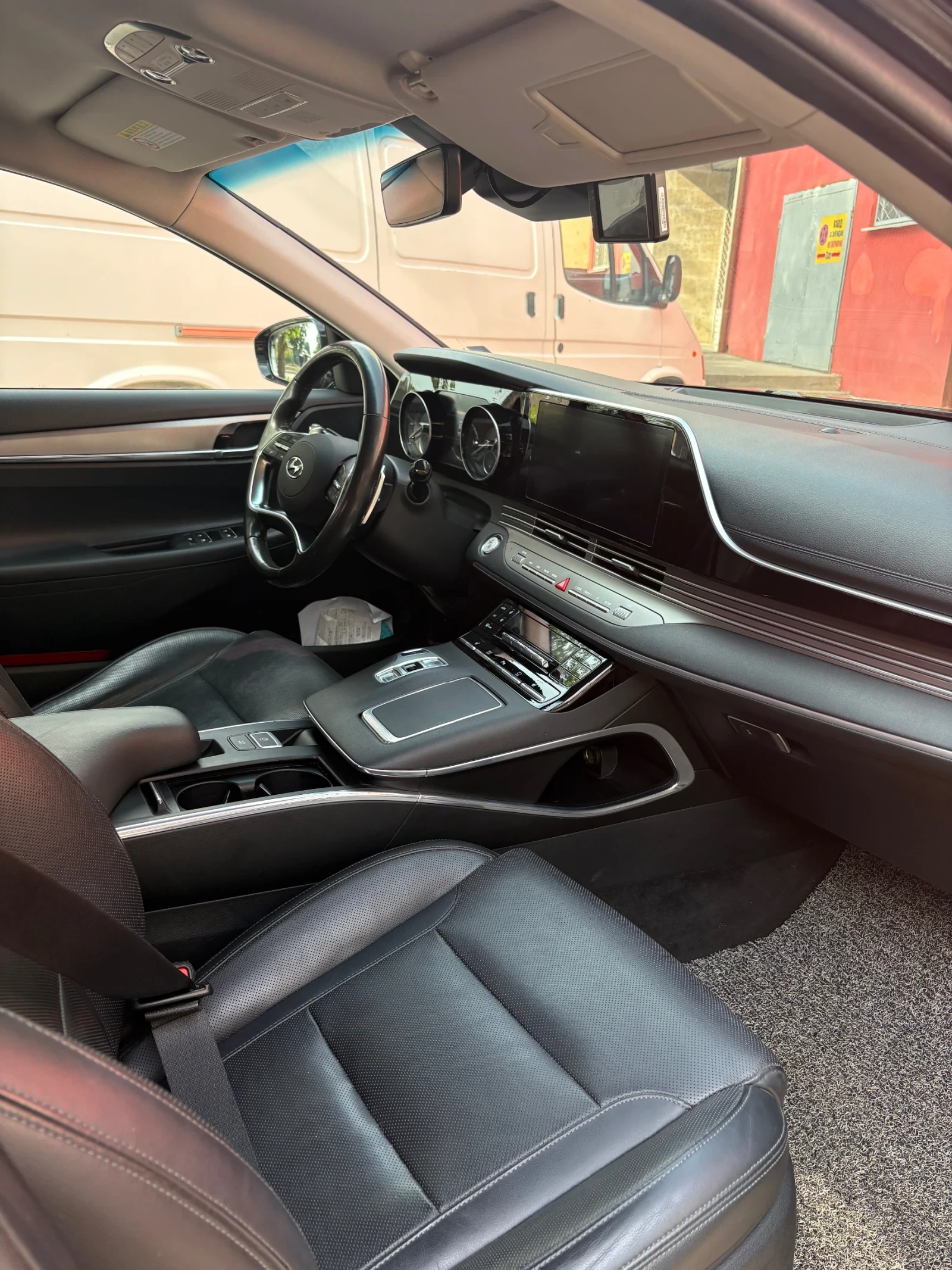 Hyundai Grandeur, снимка 7 - Автомобили и джипове - 55464570