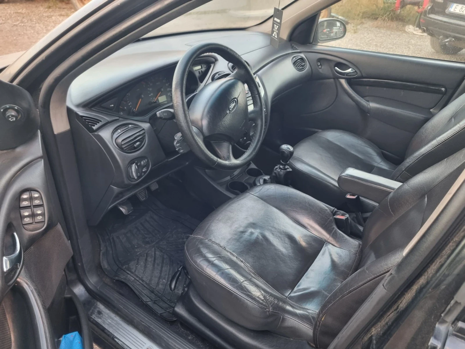 Ford Focus 1.8/ климатик, снимка 6 - Автомобили и джипове - 55659700