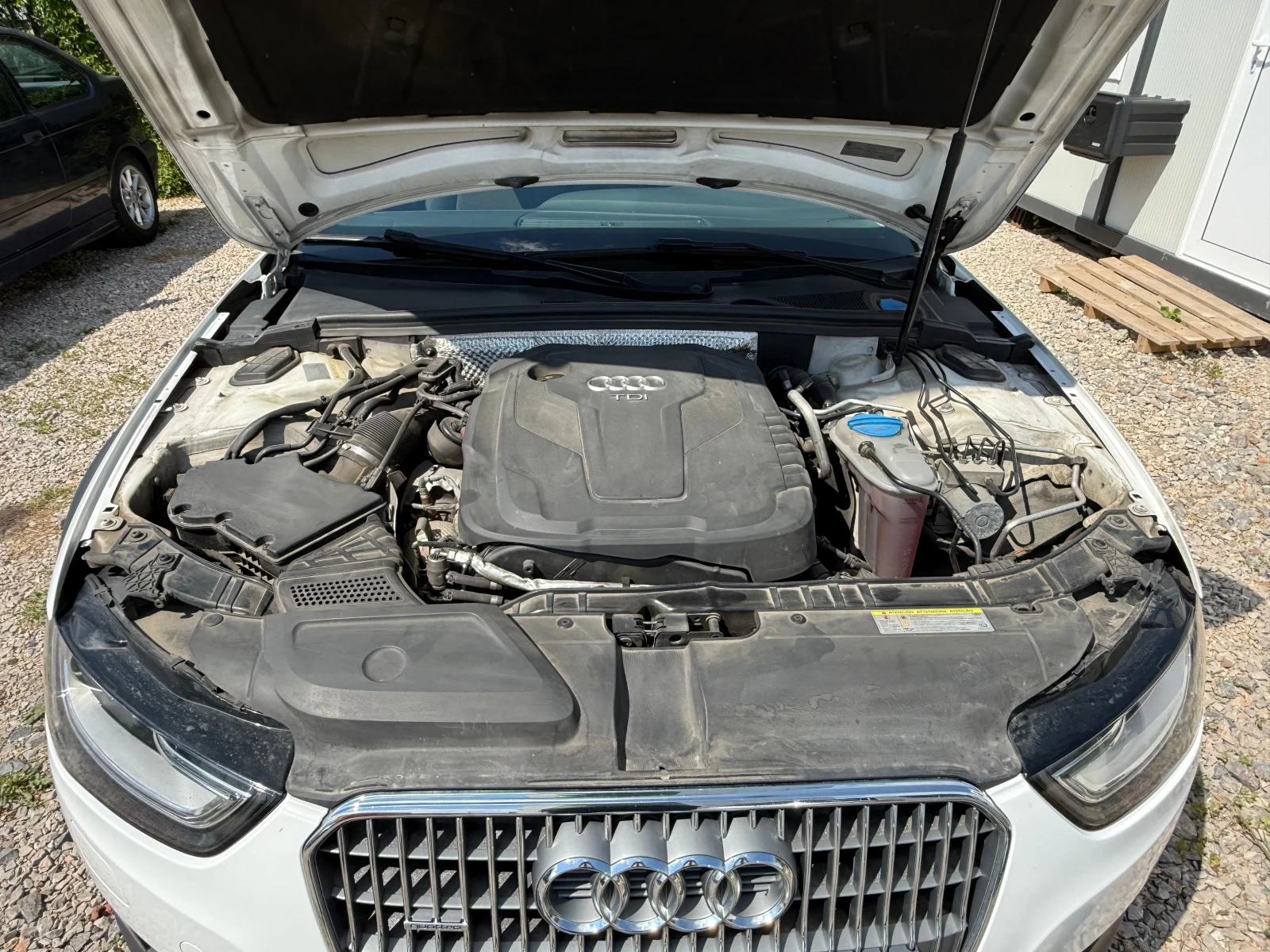 Audi A4 Allroad 2.0 TDI  QUATTRO 177kc, снимка 10 - Автомобили и джипове - 55736490