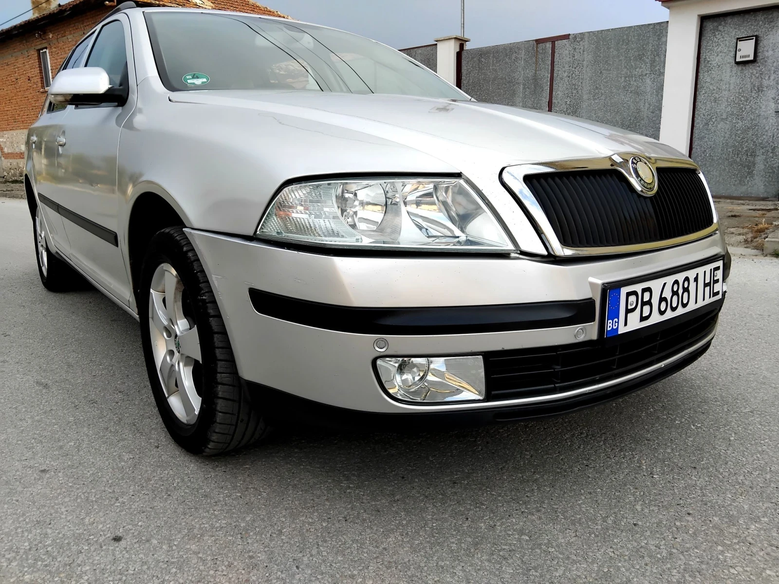 Skoda Octavia 2.0i.150k.4+ 4.ГАЗ. 6скр.2006г, снимка 10 - Автомобили и джипове - 55878144