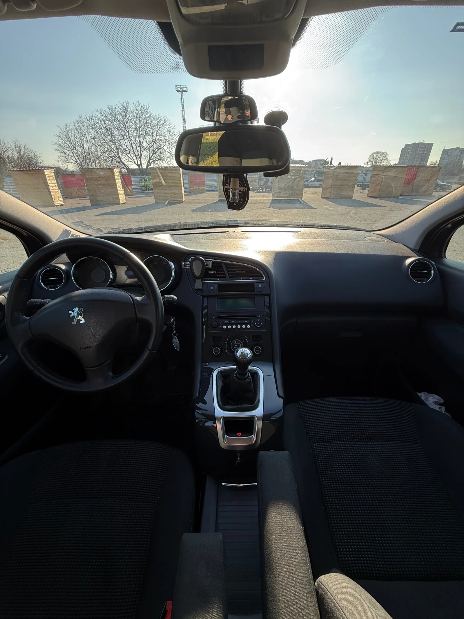 Peugeot 5008 Face lift, снимка 4 - Автомобили и джипове - 55880688