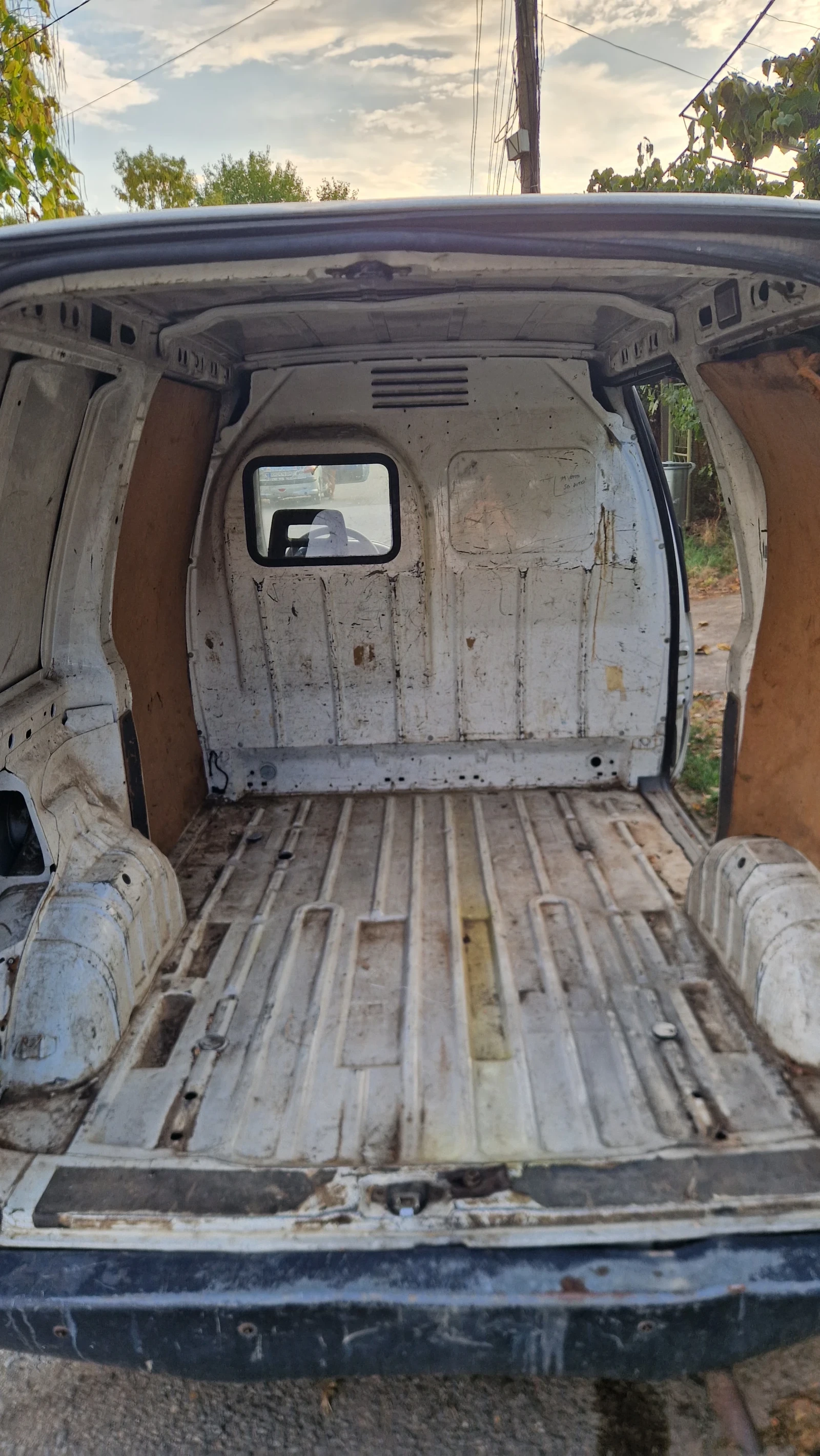 Peugeot Expert Шум в мотора, снимка 5 - Автомобили и джипове - 56023223