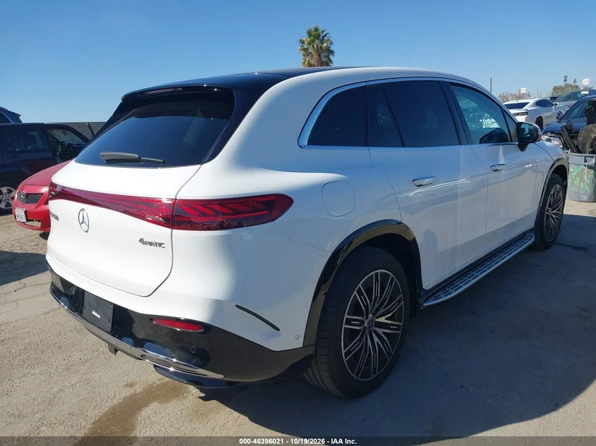 Mercedes-Benz EQS 580 Suv 4Matic, снимка 4 - Автомобили и джипове - 56630369