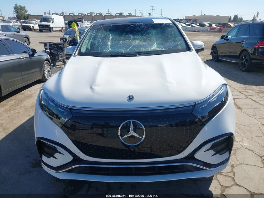 Mercedes-Benz EQS 580 Suv 4Matic, снимка 12 - Автомобили и джипове - 56630369
