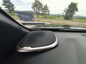 Toyota Hilux GR SPORT , снимка 13