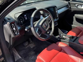 Volvo XC40 Momentum | CARFAX | АВТОКРЕДИТ БЕЗ ПЪРВОНАЧАЛНА , снимка 7