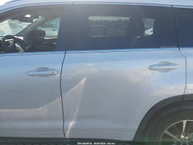 ������ Toyota Highlander