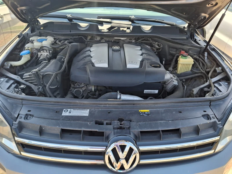 VW Touareg 3.0.TDI, снимка 13 - Автомобили и джипове - 47135761