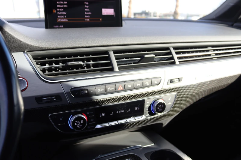 Audi SQ7 6+ 1* Matrix* Carbon* Exclusive* HP* ЛИЗИНГ* , снимка 9 - Автомобили и джипове - 49842354