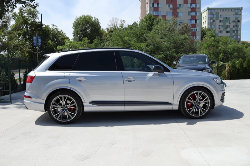 Audi SQ7 6+ 1* Matrix* Carbon* Exclusive* HP* ЛИЗИНГ* , снимка 4 - Автомобили и джипове - 49842354