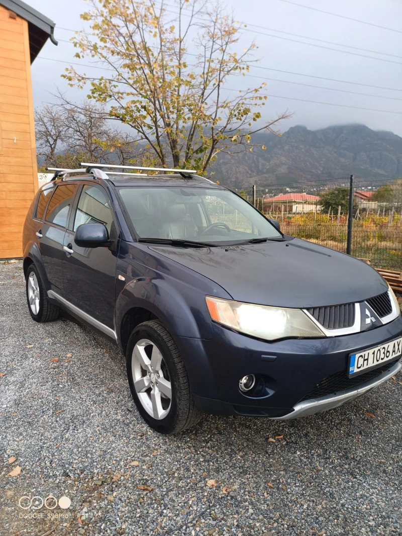 Mitsubishi Outlander, снимка 2 - Автомобили и джипове - 52885072