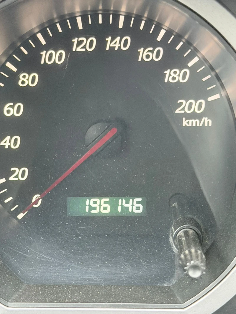 Suzuki Grand vitara, снимка 10 - Автомобили и джипове - 53180888