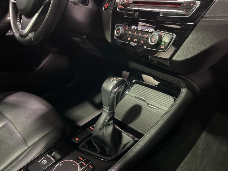 BMW X2 xDrive28i AWD, снимка 14 - Автомобили и джипове - 53527053