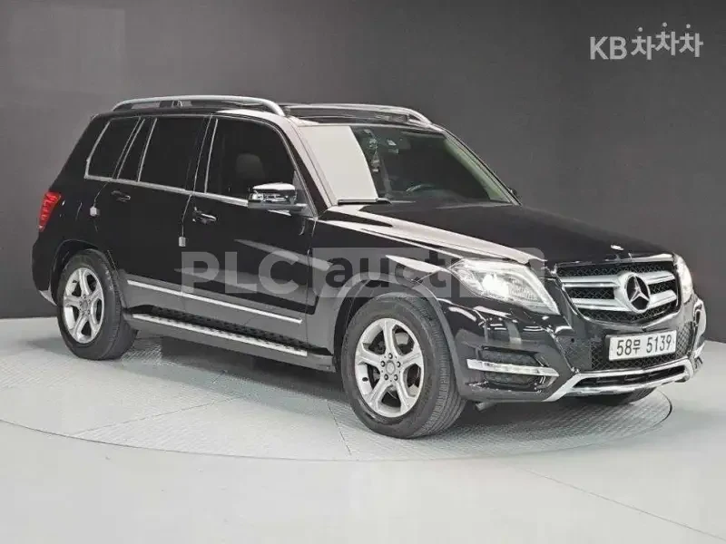 Mercedes-Benz GLK 220d 4matic| КАМЕРА| ПОДГРЕВ| PANO| ВКЛ. ТЕХНОТЕСТ, снимка 4 - Автомобили и джипове - 54427327